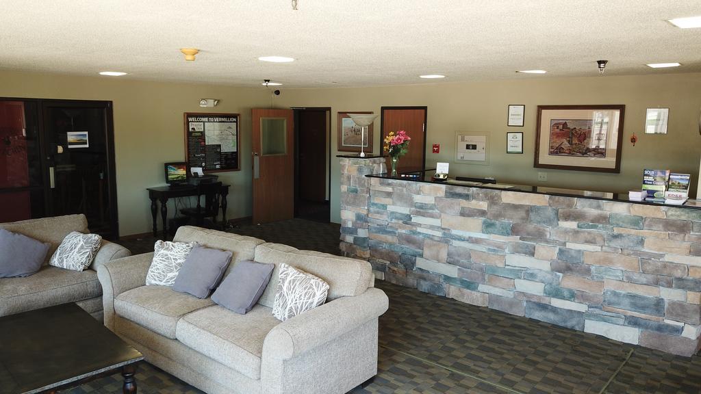 Prairie Inn Vermillion Exterior foto