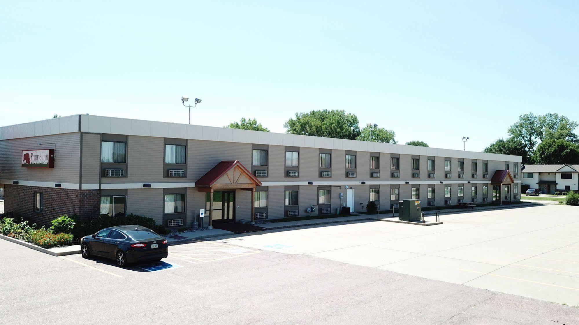 Prairie Inn Vermillion Exterior foto